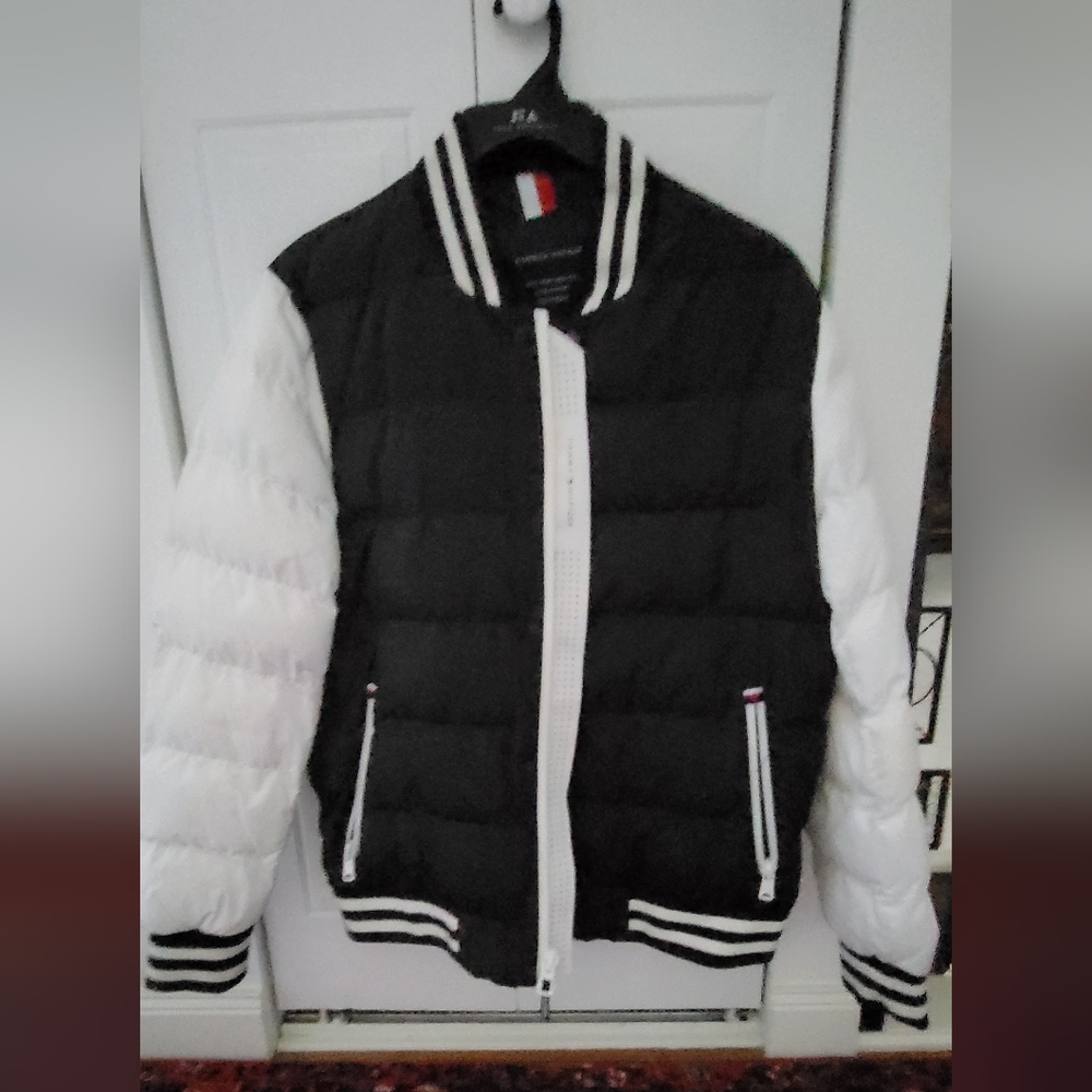Men's Tommy Hilfiger Puffer Jacket size M